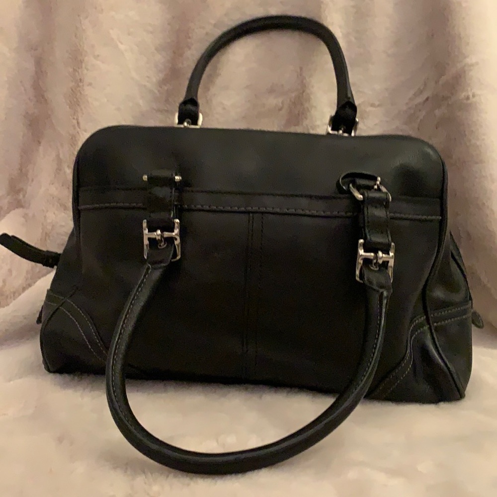 Coach Black leather doctor-style satchel.